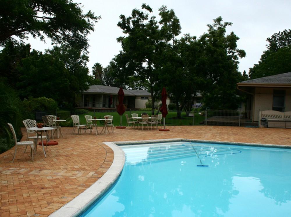 King'S Highway Guest House Somerset West Exterior photo